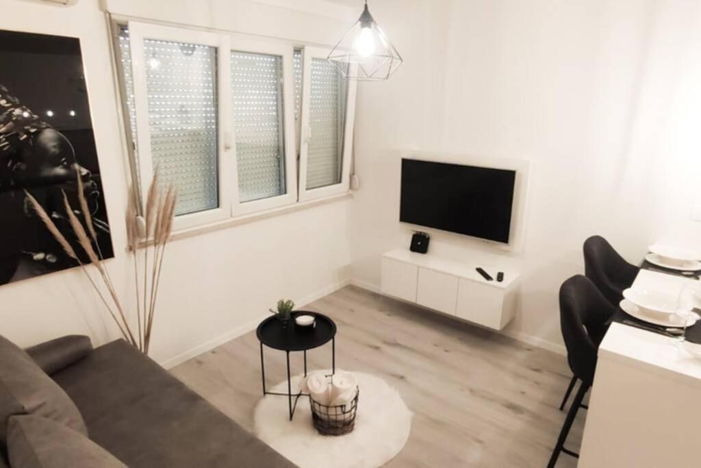 New! Top Apartment, Split View From Above Esterno foto