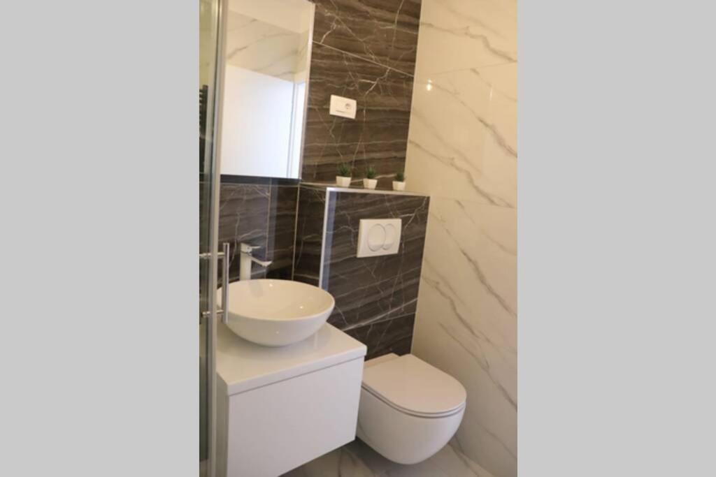 New! Top Apartment, Split View From Above Esterno foto