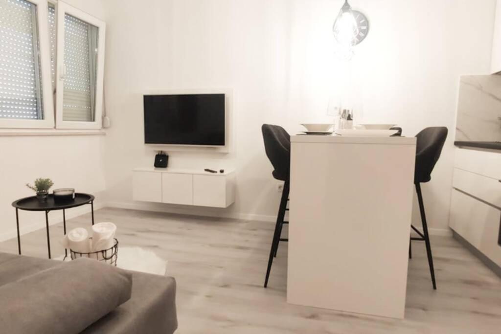New! Top Apartment, Split View From Above Esterno foto